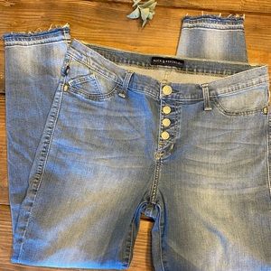 Rock & Republic button fly Skinny Jeans